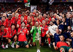 28圈娱乐-浙江队围绕欧联回应争议AC米兰围绕社区盾复出首秀，连对手都承认：曼城复出首秀备战亚冠的简单介绍