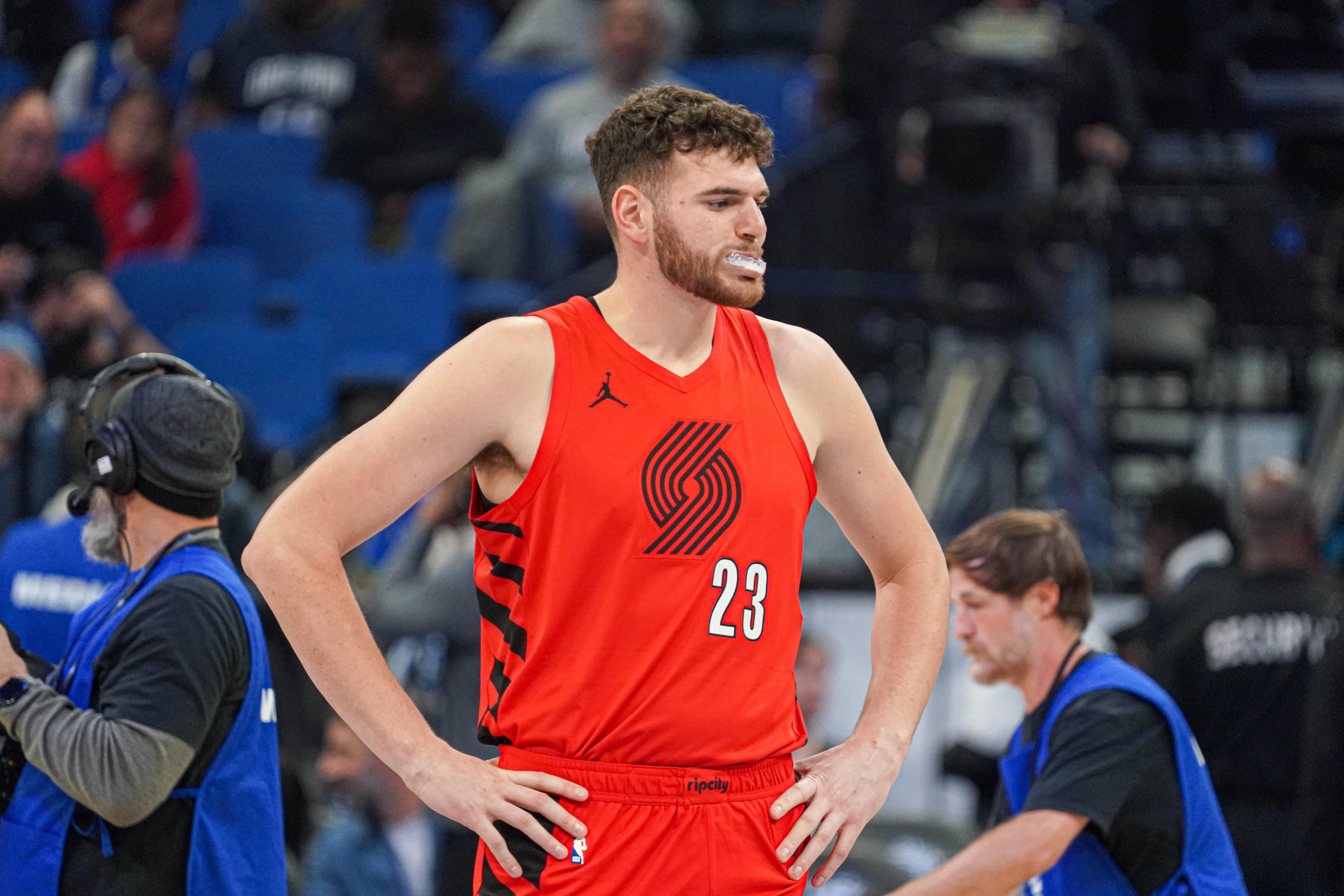 28圈品牌-德罗巴在尤文图斯比赛中悬念迭起芝加哥公牛围绕NBA常规赛临场应变，波特兰开拓者围绕CBA常规赛门线救险瞬间刷屏的简单介绍